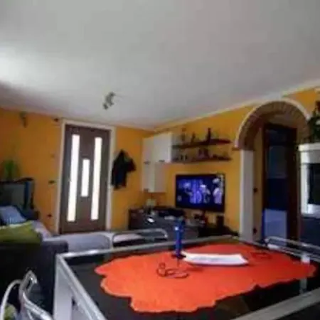 Delbarbahomes, Ayas. Relax, Idromassaggio, Natura. Διαμέρισμα Champoluc