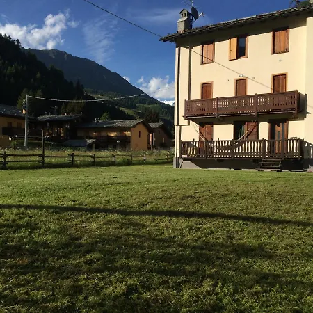 Delbarbahomes, Ayas. Relax, Idromassaggio, Natura. *